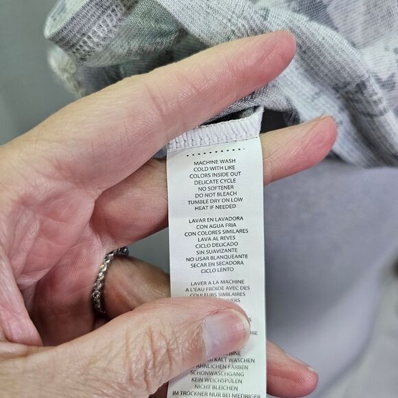 Fabletics White and Gray Alexis Burnout Racerback Tank Size XXS (0-2) - Picture 11 of 11